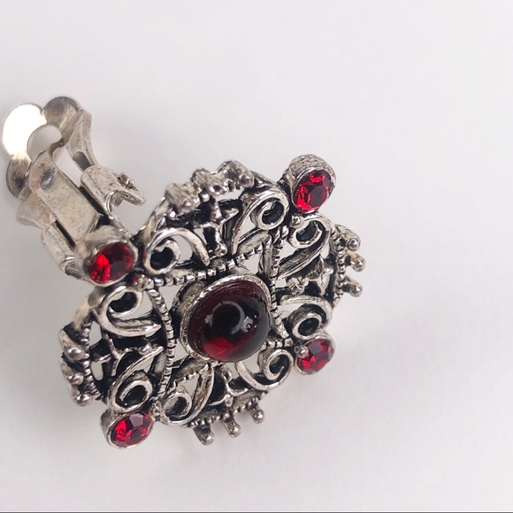 Vintage Y2K Clip On Earrings Red Gem Silver Gothic - Picture 11 of 11